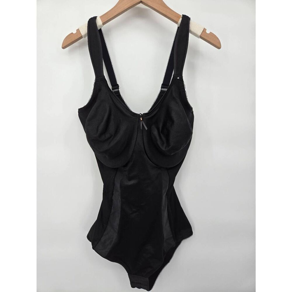 Wacoal Vintage Bodysuit Bodysuede Black Size 40DD Slimming